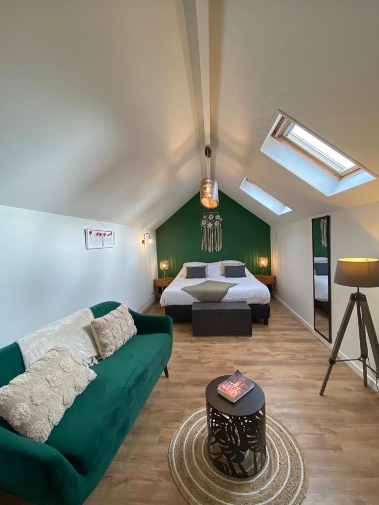 Bed and Breakfast La Chocolaterie Roly Экстерьер фото